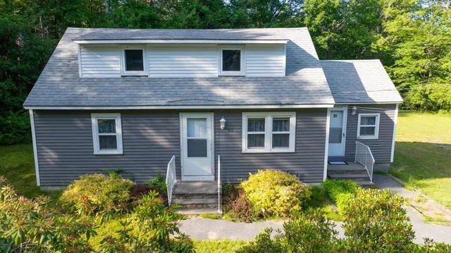 $450,000 | 31 Allen Range Road, Freeport, ME 04032