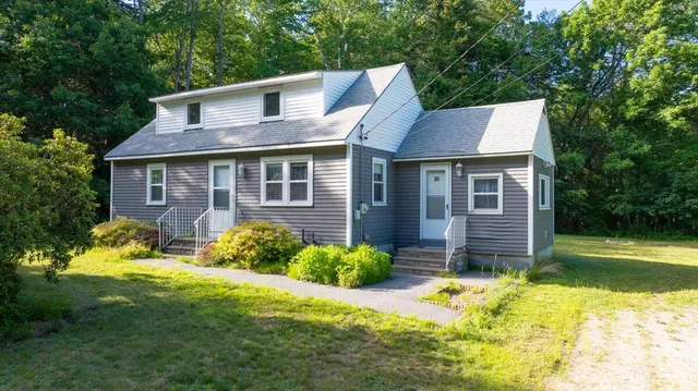 $450,000 | 31 Allen Range Road, Freeport, ME 04032