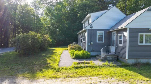 $450,000 | 31 Allen Range Road, Freeport, ME 04032
