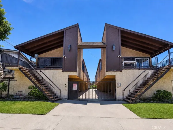 $499,000 | 9312 Palm Street, Unit 205, Bellflower, CA 90706