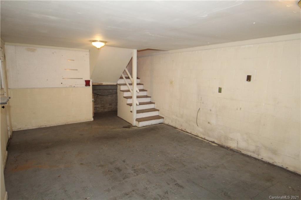 218 Kimmswick Road Charlotte, NC 28214 - Photo 23 of 32 Gallery Image 23