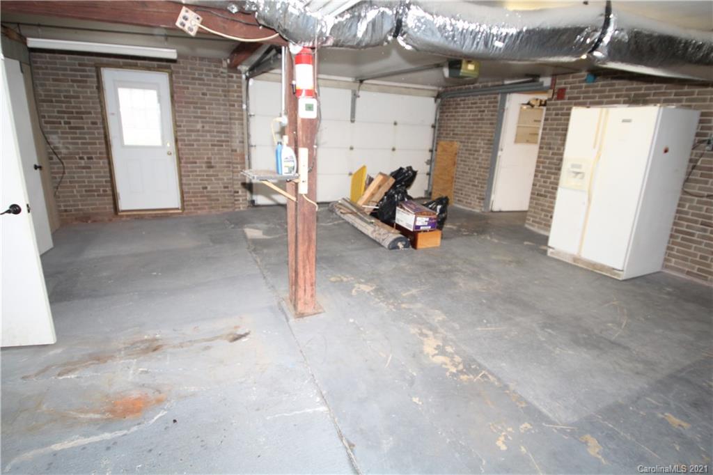 218 Kimmswick Road Charlotte, NC 28214 - Photo 24 of 32 Gallery Image 24