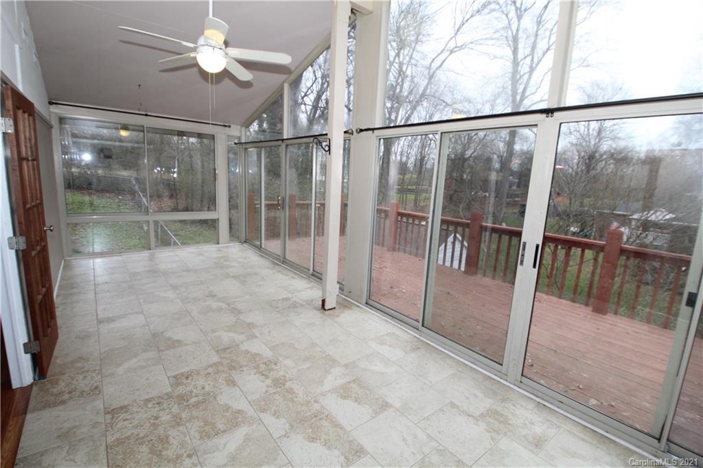 218 Kimmswick Road Charlotte, NC 28214 - Photo 25 of 32 Gallery Image 25