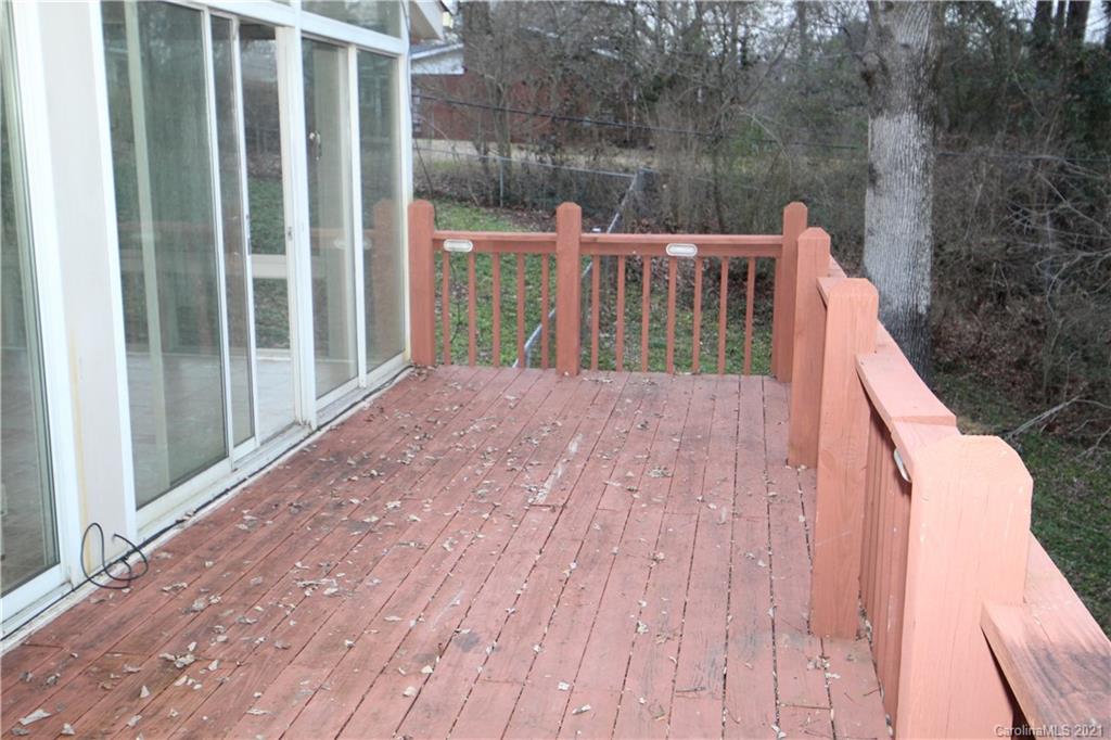 218 Kimmswick Road Charlotte, NC 28214 - Photo 26 of 32 Gallery Image 26