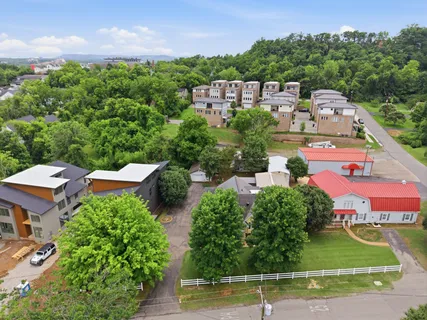 $950,000 | 5717 Maudina Avenue, Nashville, TN 37209