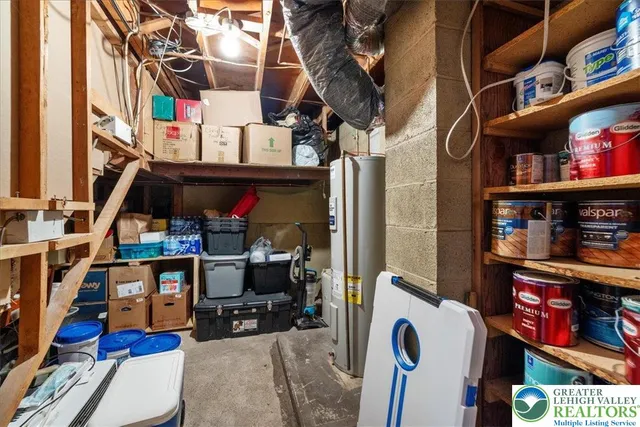 $415,000 | 7512 South Main Street, Coopersburg, PA 18036