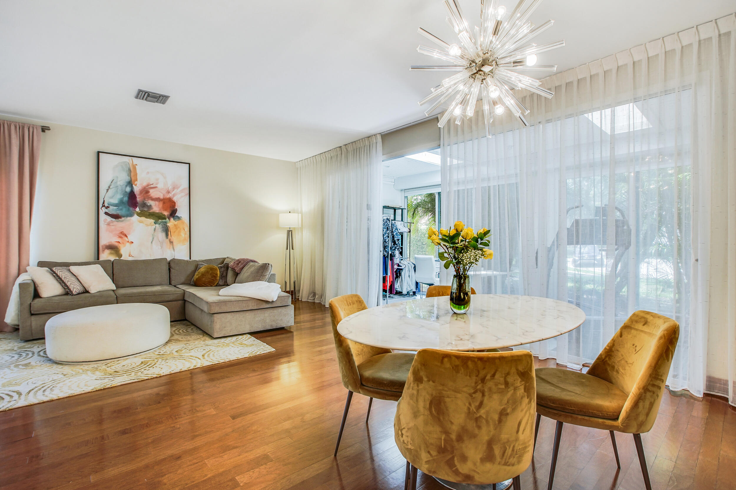 6846 Via Regina Boca Raton, FL 33433 - Photo 5 of 22 Dining and Family