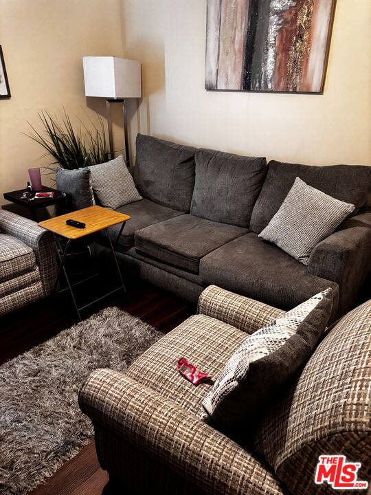 729 East 154th Street Compton, CA 90220 - Photo 5 of 10 a living room with furniture