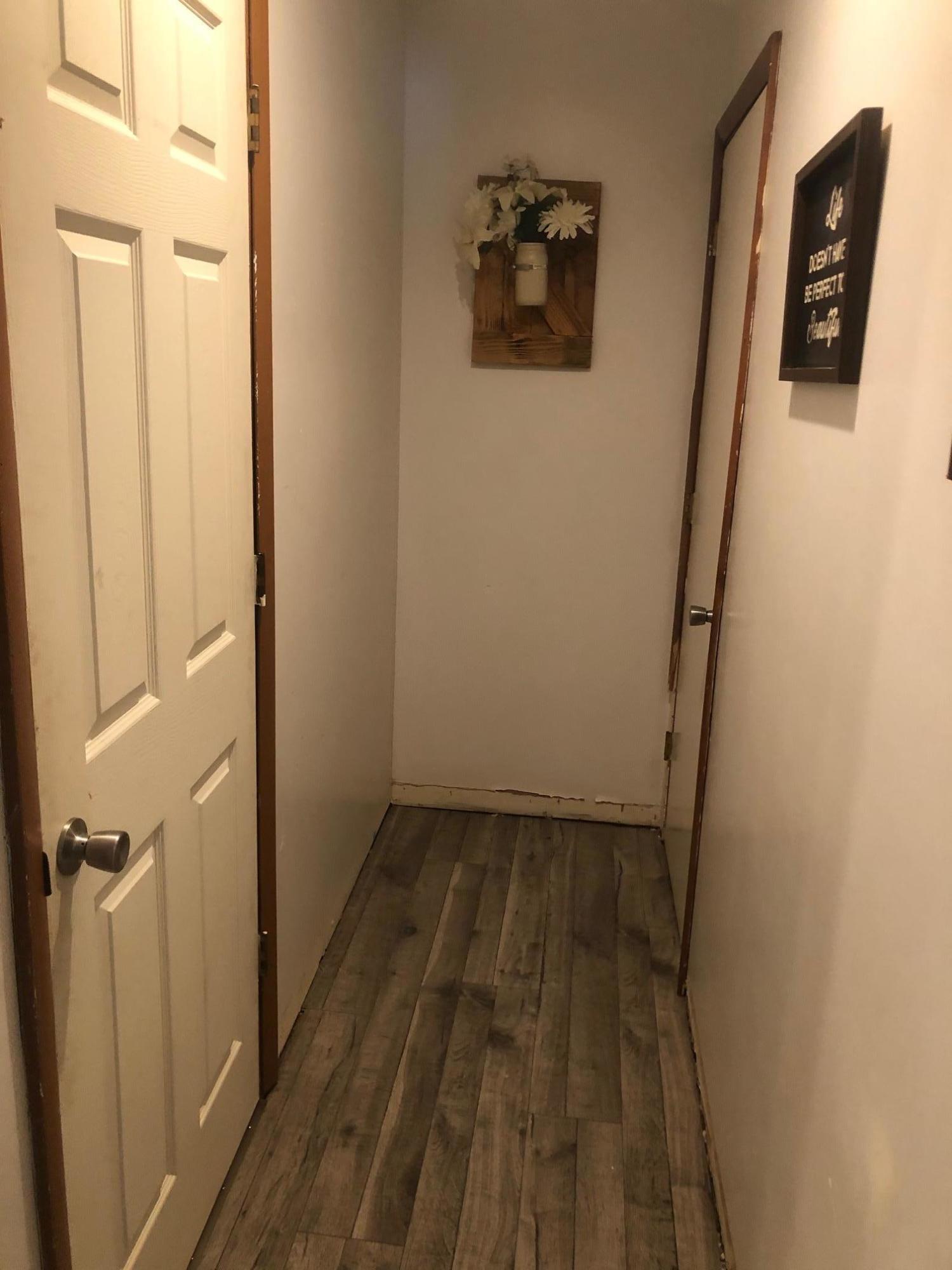 105-107 Sims Hill Road Elizabethton, TN 37643 - Photo 12 of 16 Hallway