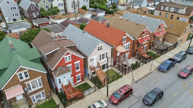 $2,100 | 2721 South Pulaski Road, Unit 1, Chicago, IL 60623