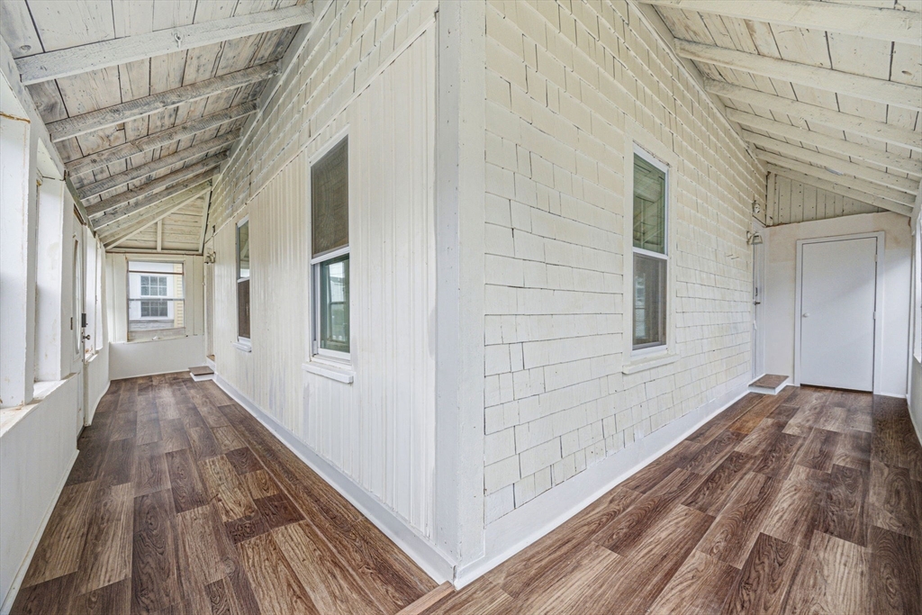 20 Bell Street Quincy, MA 02169 - Photo 5 of 40
