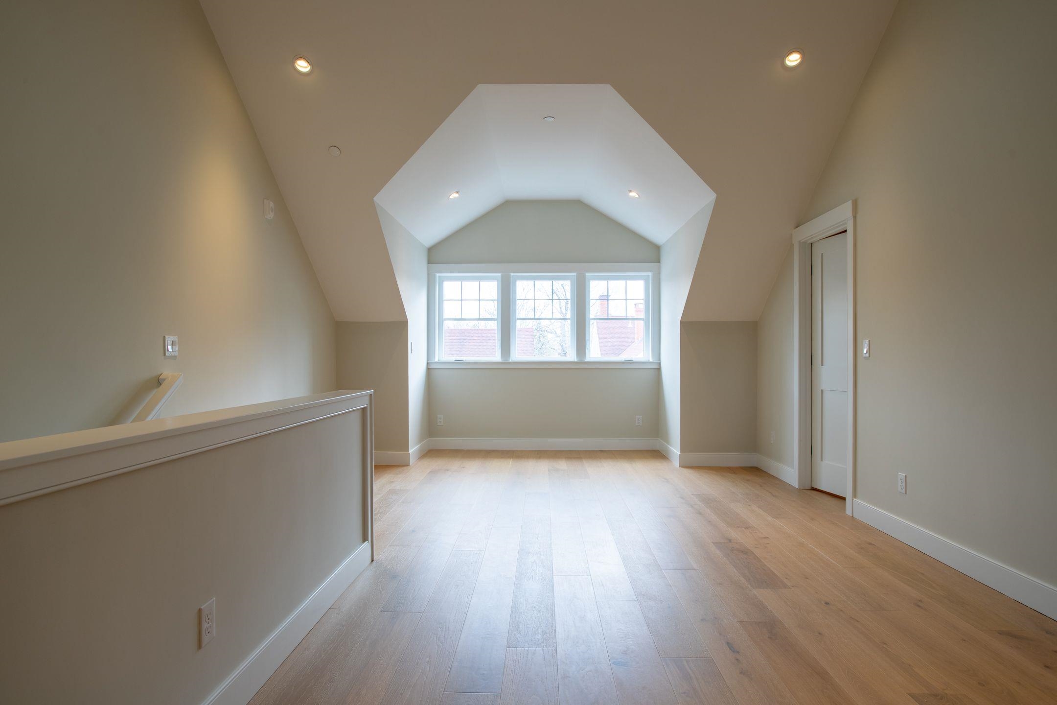 136 Locust Street, Unit 103 Dover, NH 03820 - Photo 27 of 44