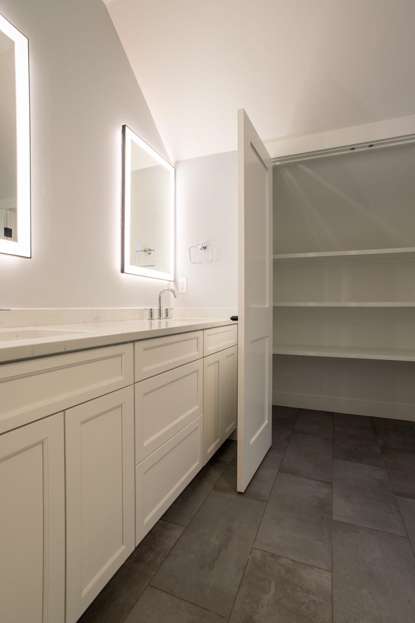 136 Locust Street, Unit 103 Dover, NH 03820 - Photo 33 of 44