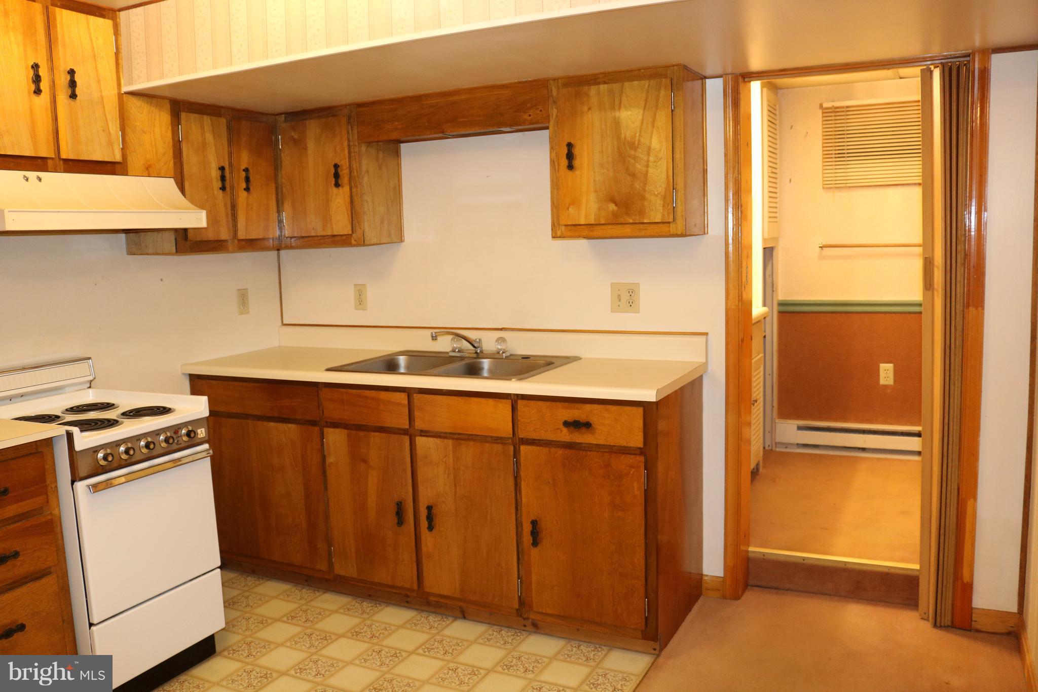 12034 St Paul Road Clear Spring, MD 21722 - Photo 21 of 32 Basement Kitchenette