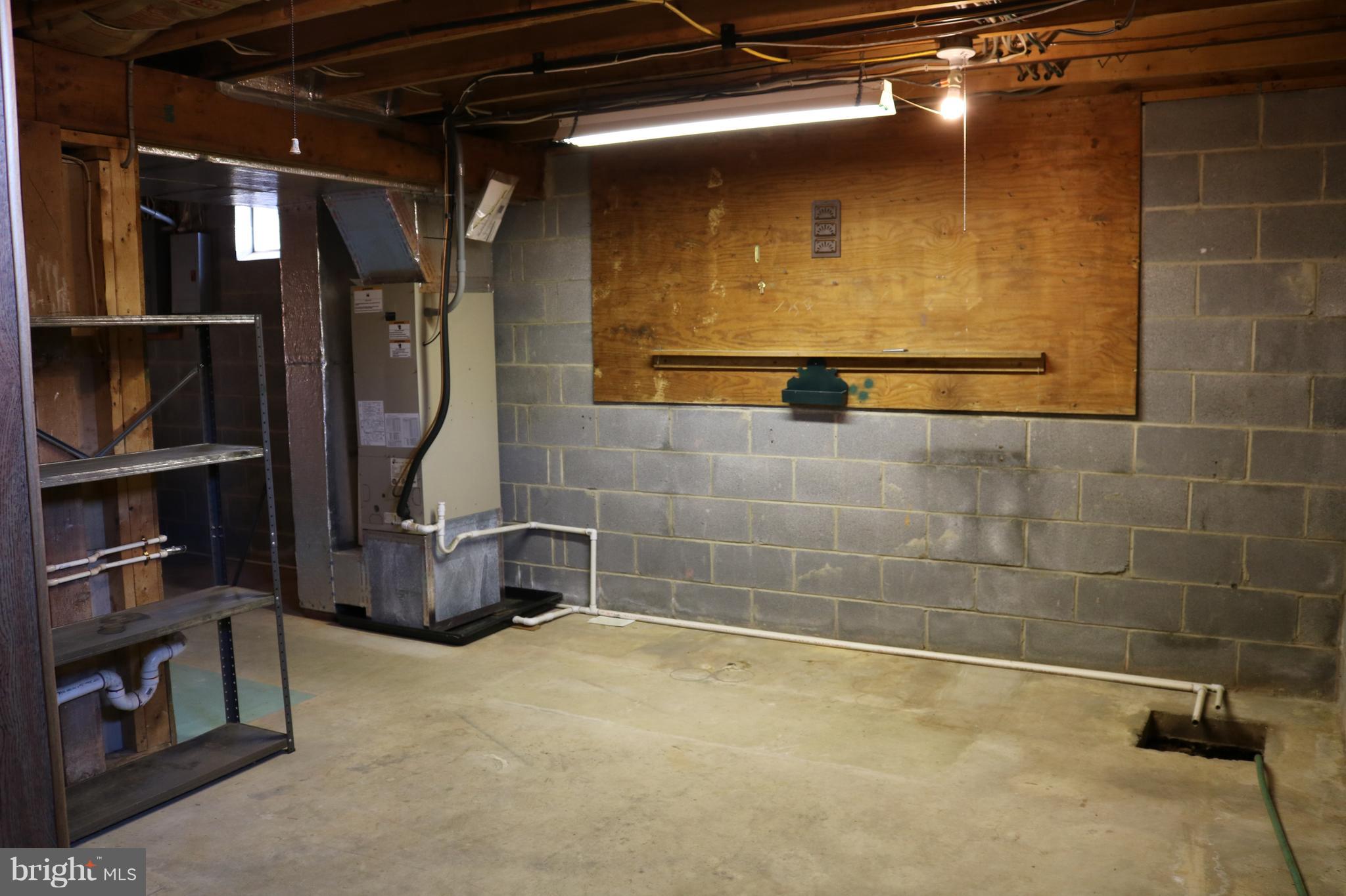 12034 St Paul Road Clear Spring, MD 21722 - Photo 27 of 32