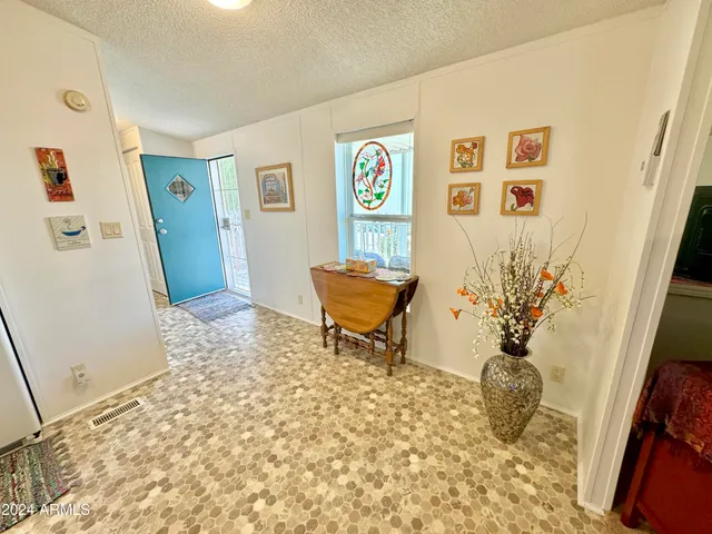 $165,000 | 71154 Highway 60, Wenden, AZ 85357