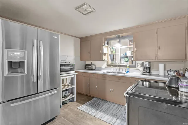 $240,000 | 136 1/2 West 7th Street, Peru, IN 46970