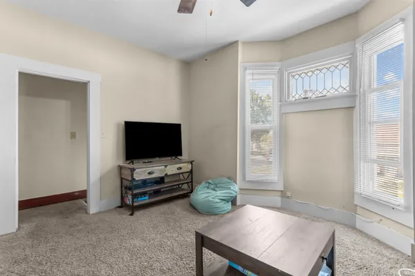 $240,000 | 136 1/2 West 7th Street, Peru, IN 46970