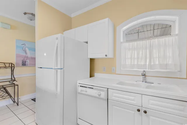 $1,150 | 4856 Carnation Circle, Unit 302, Myrtle Beach, SC 29577