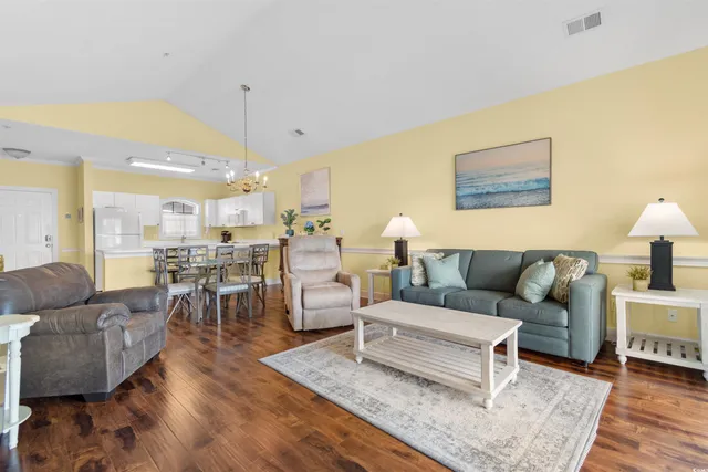 $1,150 | 4856 Carnation Circle, Unit 302, Myrtle Beach, SC 29577