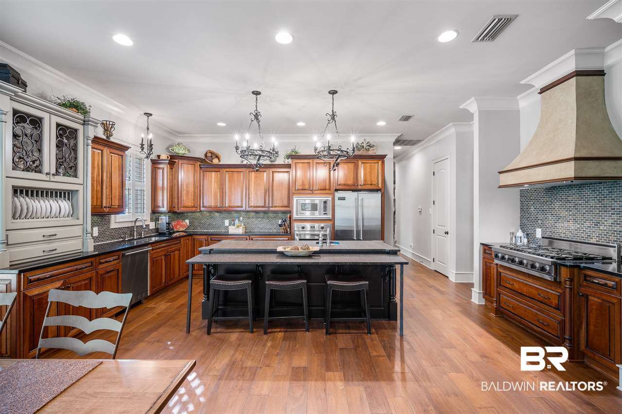 11171 Redfern Road Daphne, AL 36526 - Photo 11 of 50 Custom Kitchen