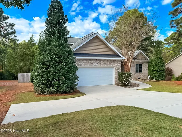 $485,000 | 22 Minikahada Trail, Pinehurst, NC 28374