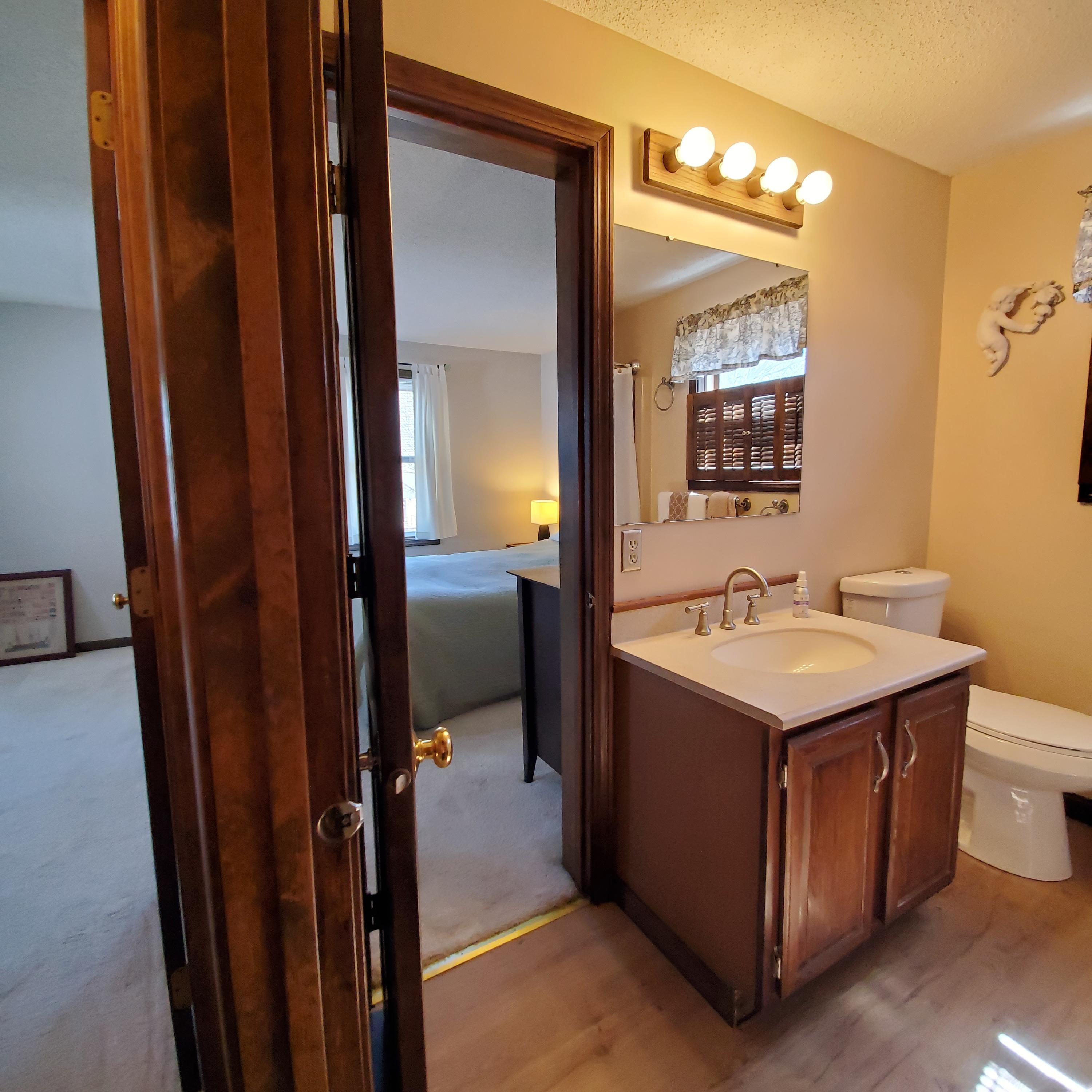 66 Frost Hill Road Portland, ME 04103 - Photo 34 of 47 2nd floor bath