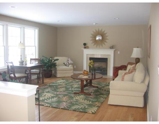 4 Harris Way Georgetown, MA 01833 - Photo 9 of 21 Gallery Image 9