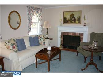 2476 High Road Huntingdon Valley, PA 19006 - Photo 3 of 12