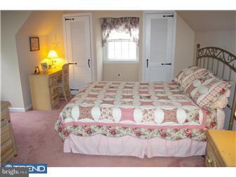 2476 High Road Huntingdon Valley, PA 19006 - Photo 9 of 12 Bedroom - Main