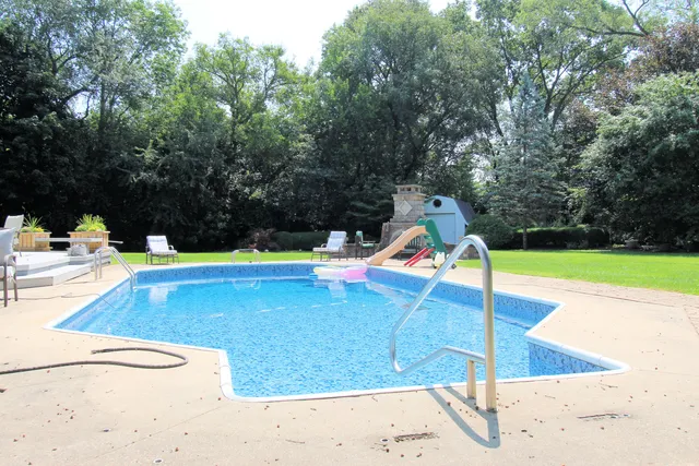 $445,000 | 27 Marquette Lane, Kankakee, IL 60901