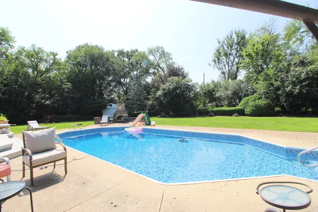 $445,000 | 27 Marquette Lane, Kankakee, IL 60901