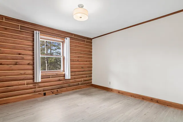 $530,000 | 24800 Wiltsey Lane, Shorewood, MN 55331