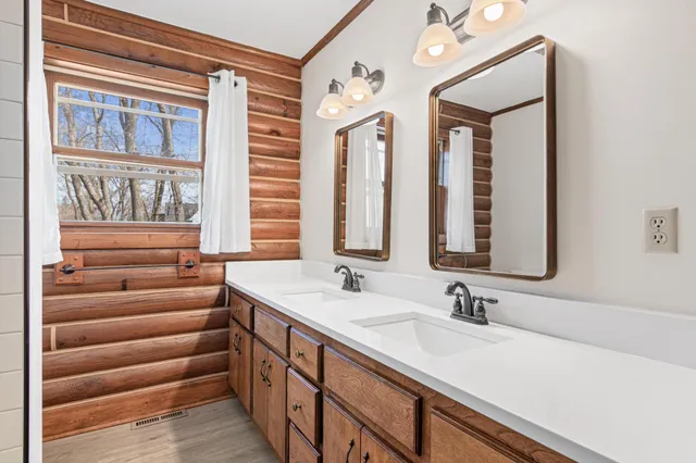 $530,000 | 24800 Wiltsey Lane, Shorewood, MN 55331