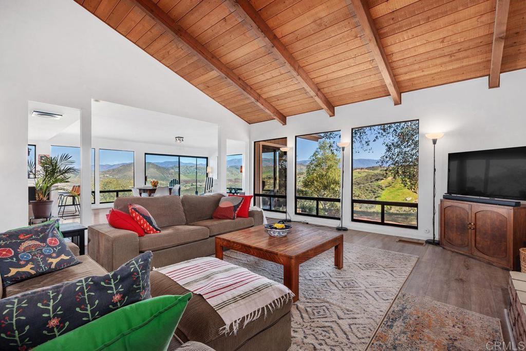 31424 Lilac Road Valley Center, CA 92082 - Photo 11 of 45