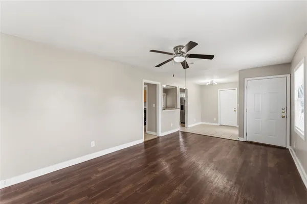 $1,400 | 4814 Burma Road, Houston, TX 77033