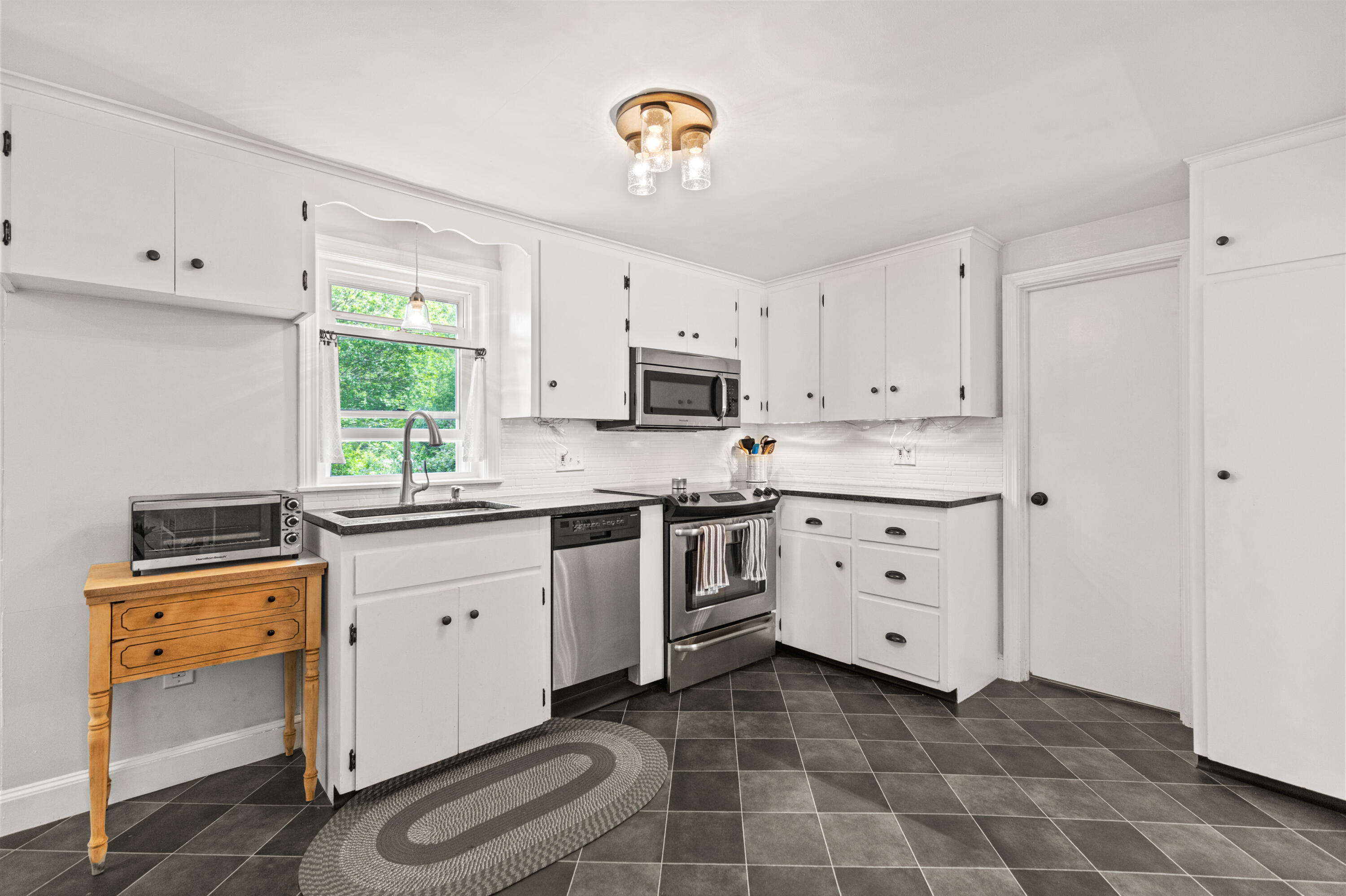 199 Gray Road Falmouth, ME 04105 - Photo 16 of 54 199 Gray Road Falmouth-013