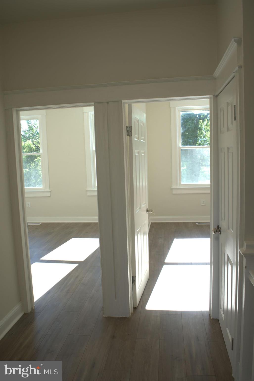 117 South Wickham Road Baltimore, MD 21229 - Photo 72 of 121 Hallway