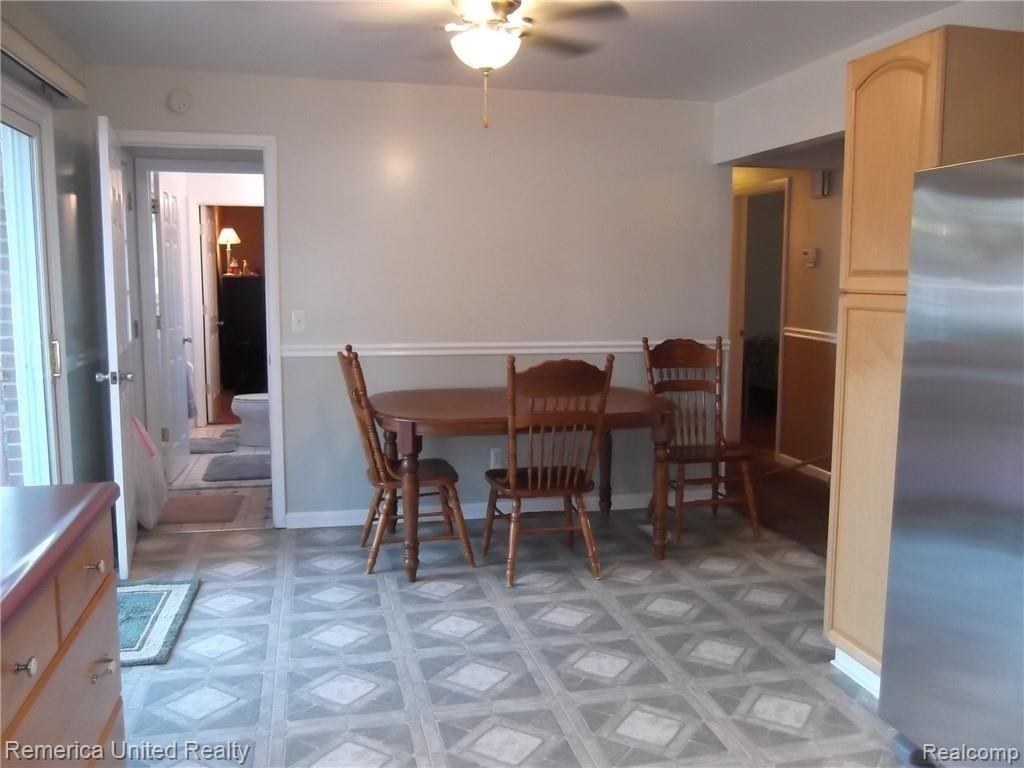 7860 North Henry Ruff Road Westland, MI 48185 - Photo 40 of 50 DINING AREA IN COUNTRY KITCHEN