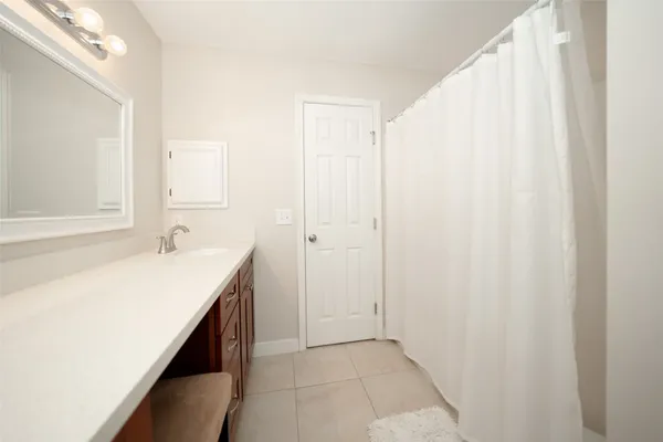 $220,000 | 2918 Silver Cedar Trail, Katy, TX 77449