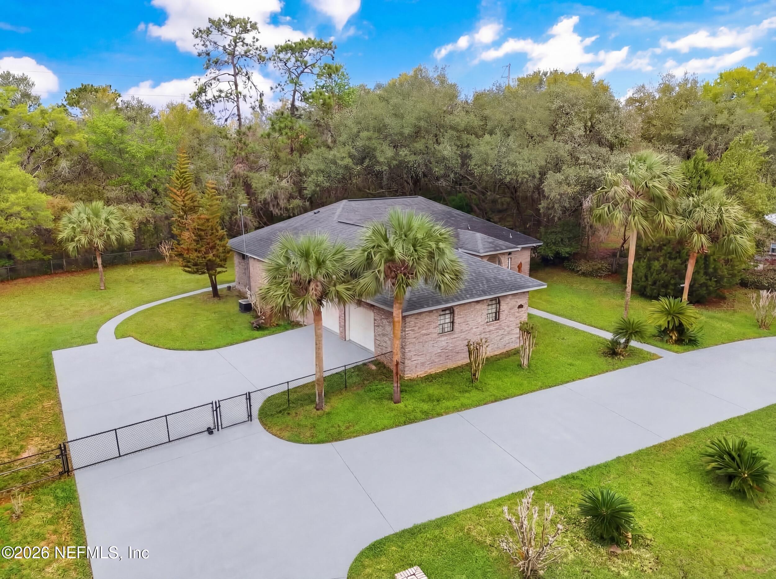 6455 Brooklyn Bay Road Keystone Heights, FL 32656 - Photo 40 of 50 an aerial view of a house