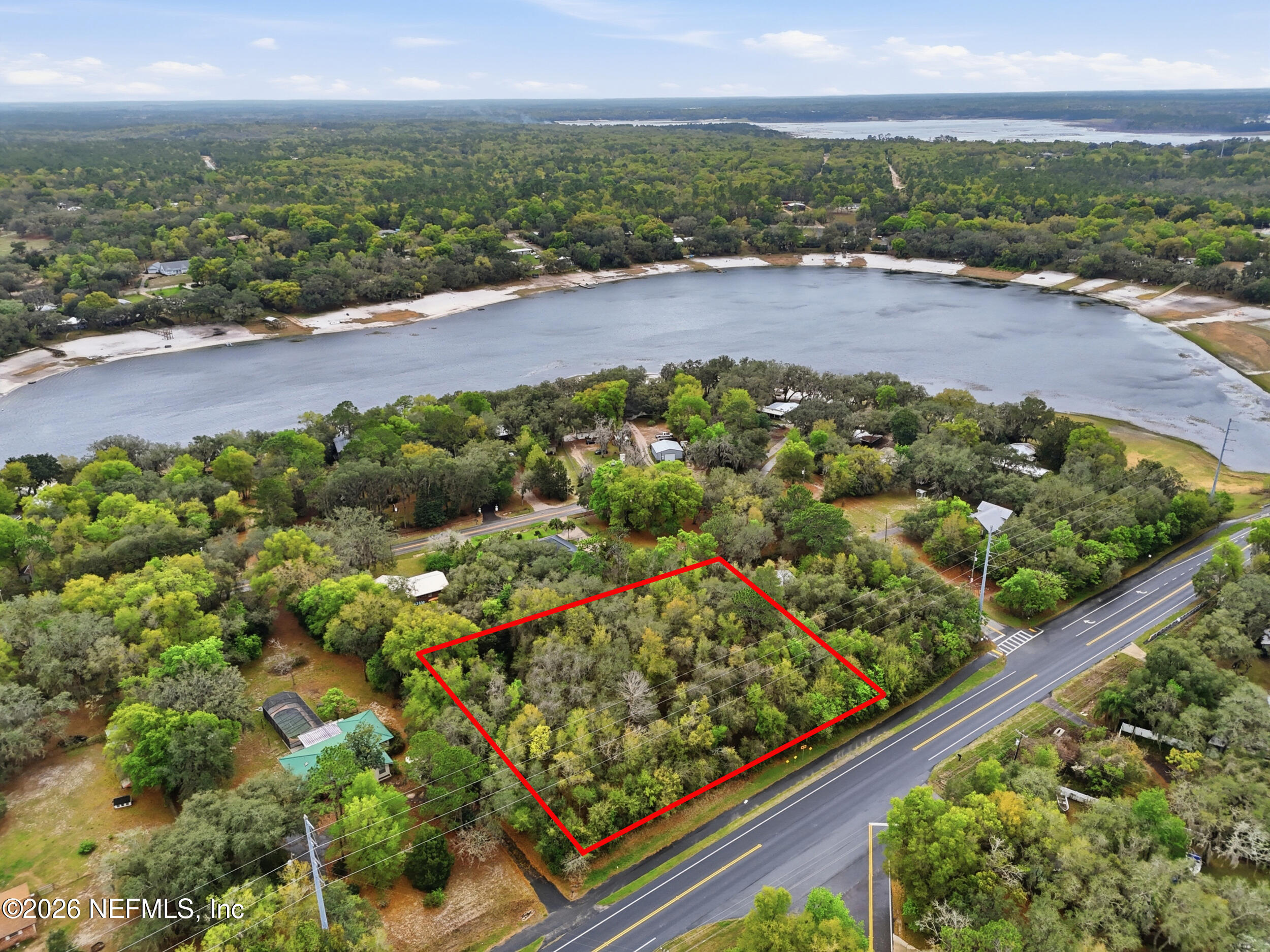6455 Brooklyn Bay Road Keystone Heights, FL 32656 - Photo 50 of 50 a view of a garden with an outdoor space