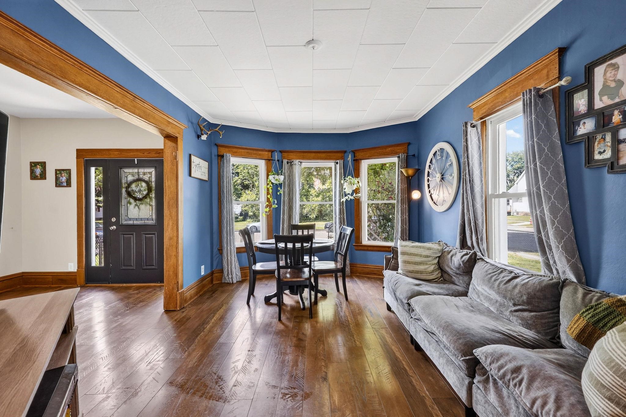 432 6th Street Baraboo, WI 53913 - Photo 14 of 56