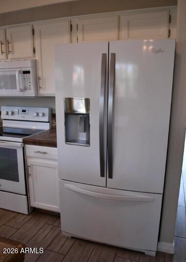 1476 East Silver Creek Road Gilbert, AZ 85296 - Photo 4 of 23 04-1476 E Silver Creek Road