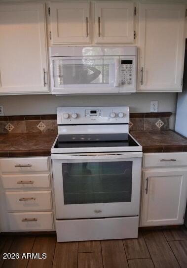 1476 East Silver Creek Road Gilbert, AZ 85296 - Photo 5 of 23 05-1476 E Silver Creek Road