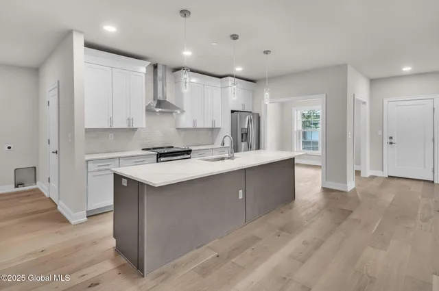 $469,900 | 601 Valley Pointe Drive, Niskayuna, NY 12309