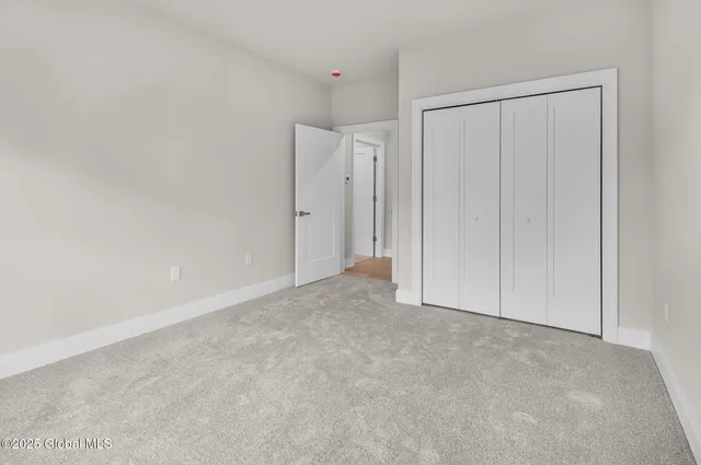 $469,900 | 601 Valley Pointe Drive, Niskayuna, NY 12309