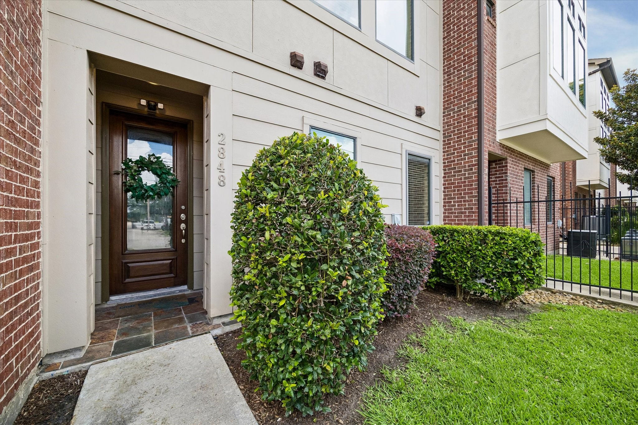 2848 Leeland Street Houston, TX 77003 - Photo 4 of 25