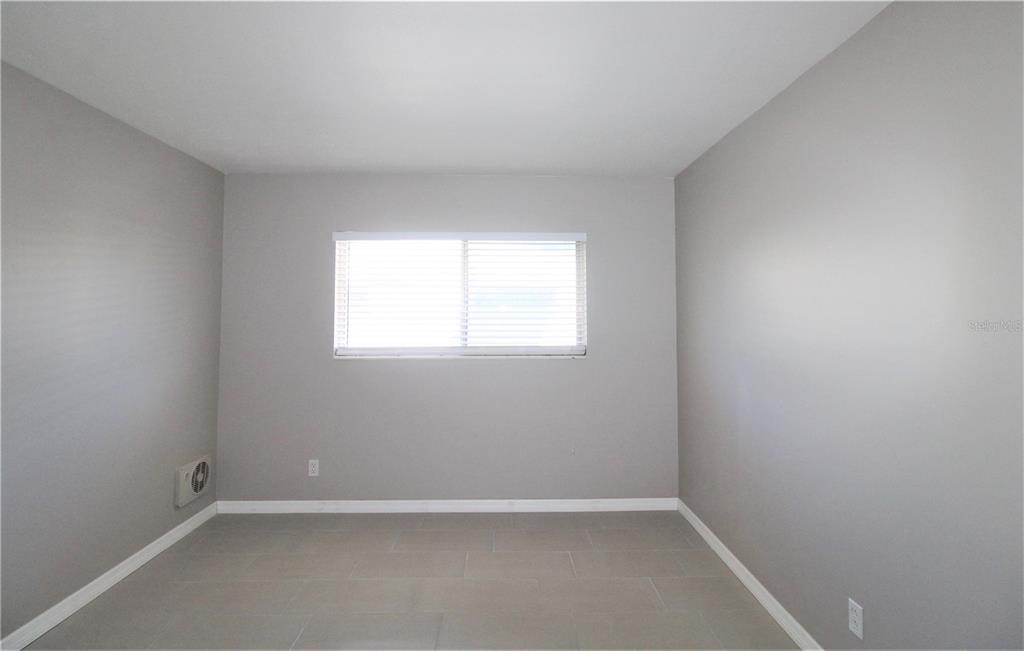 3001 Bee Ridge Road, Unit 219 Sarasota, FL 34239 - Photo 9 of 21