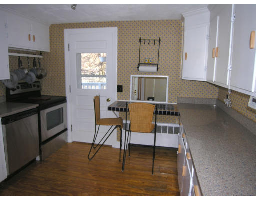 87 Hartwell Road Bedford, MA 01730 - Photo 6 of 14 Gallery Image 6